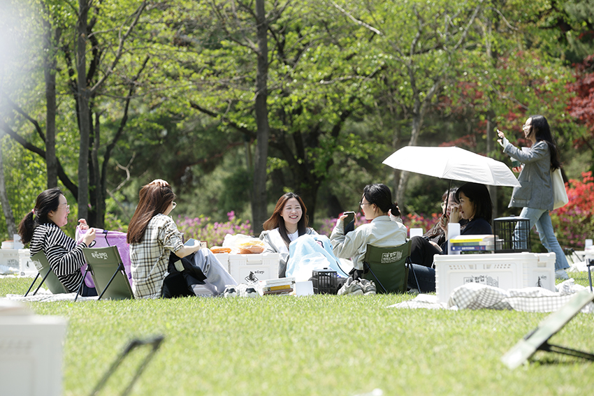 도서관, ‘애슈니(愛SWUNI) 폭삭 읽었수다 야외도서관 옵서’ 행사 개최 이미지2